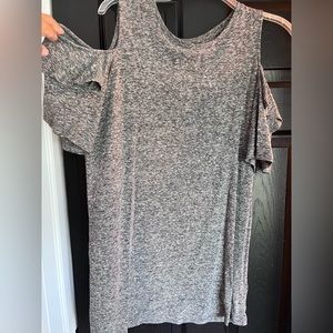 Old Navy shoulder cut out tee